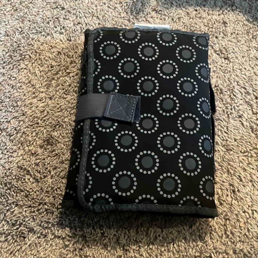 Diaper changing pad